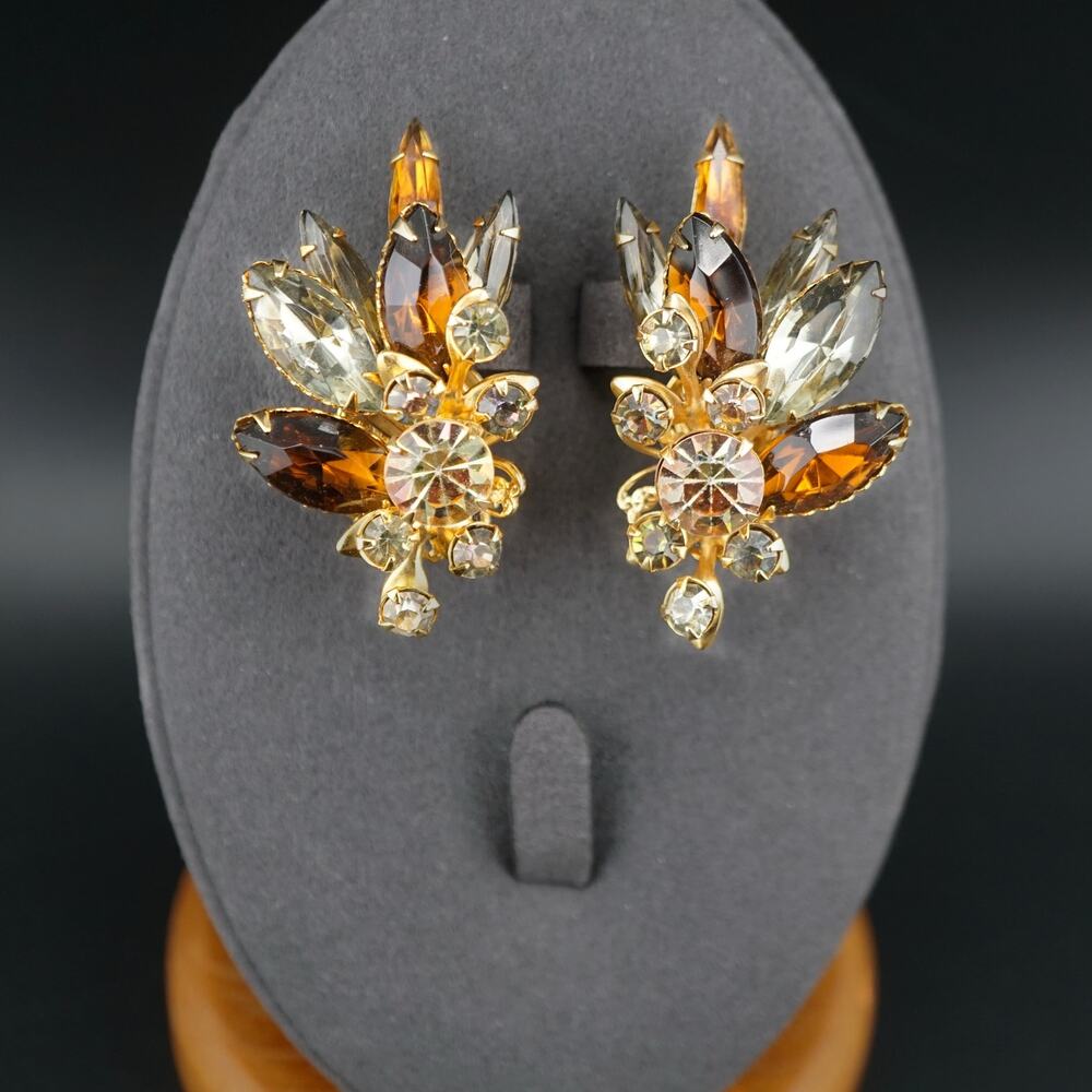 Beau Jewels Vintage Amber Tone Crystal Floral Rhinestone Clip On Earrings Womens